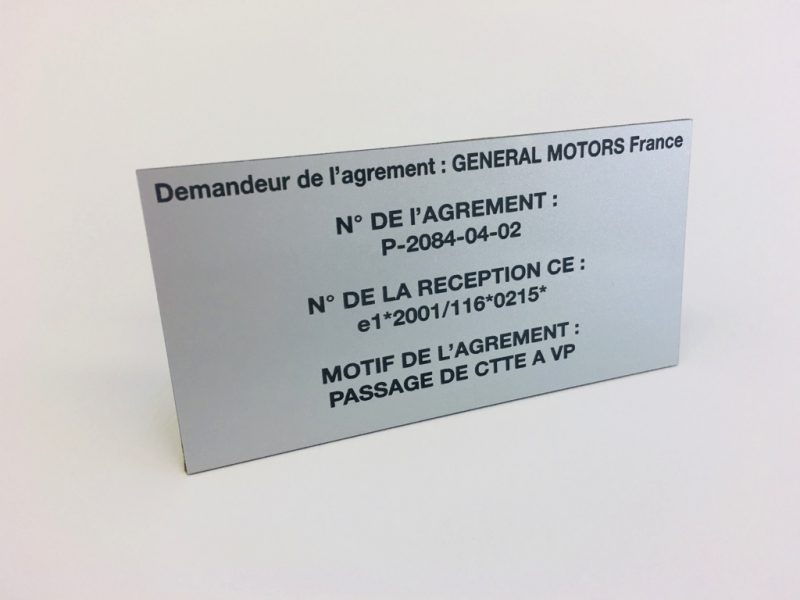 Plaque d'identification de véhicule gravée personnalisée en Plaque d'identification de véhicule gravée personnalisée en