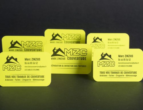 Cartes de visite couvreur sur papier jaune fluo – Impression numérique noir – Angles arrondis 9mm – Gmund action vibrant Arsenic 430gr
